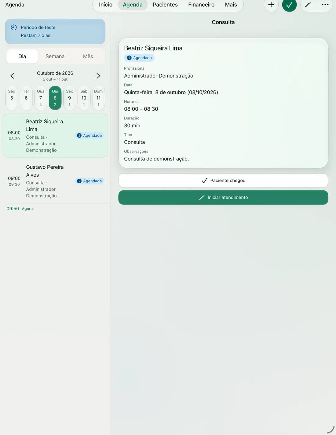Agenda do Consultia no iPad: lista de consultas do dia ao lado dos detalhes da consulta selecionada
